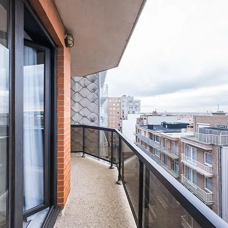 With Two Terraces And Sea View Appartamento Middelkerke