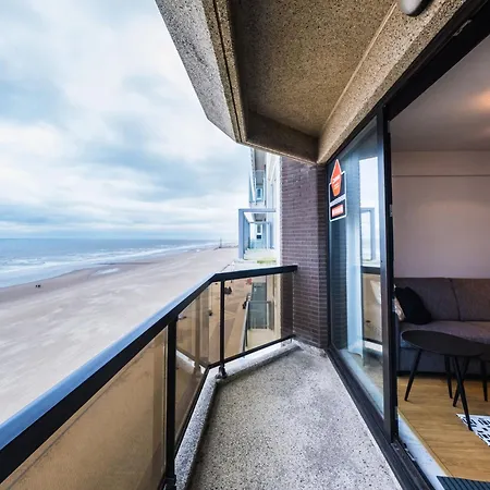 Appartement With Two Terraces And Sea View Middelkerke