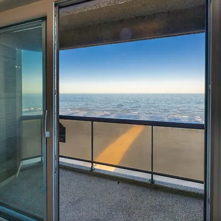 Appartement With Two Terraces And Sea View